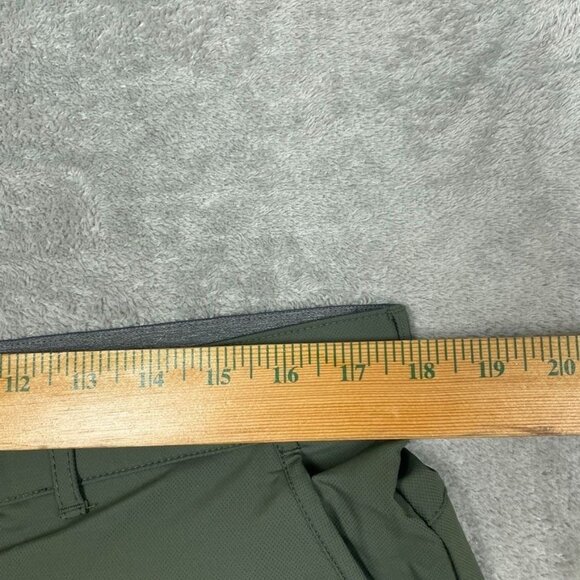 Gerry Tech Mens Stretch Shorts Size 36 Olive Green UPF 30+ Protection a0037 - Picture 2 of 6